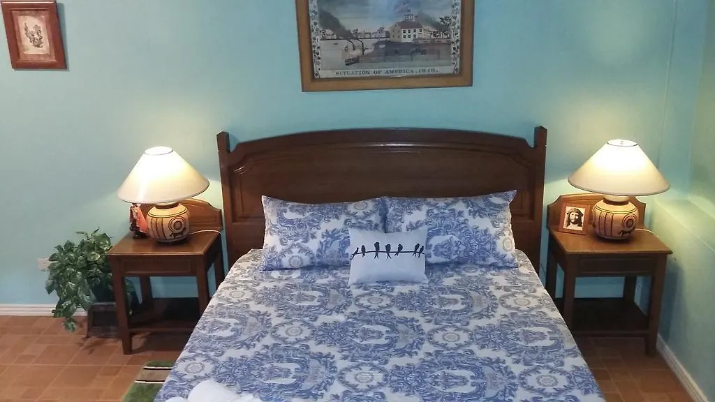 Eden Meadows Vacation Home Davao City 필리핀