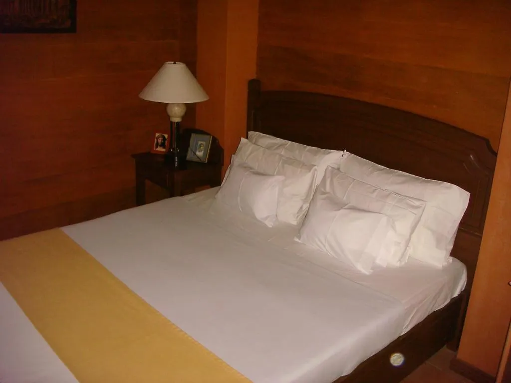 Eden Meadows Vacation Home Davao City 필리핀